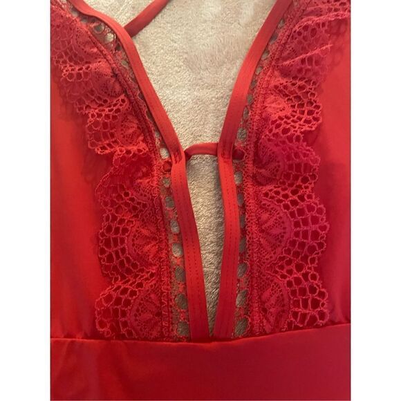 Laundry by Shelli Segal One Piece Lace Trim Red ( spice) Swimsuit Size M - Picture 4 of 13